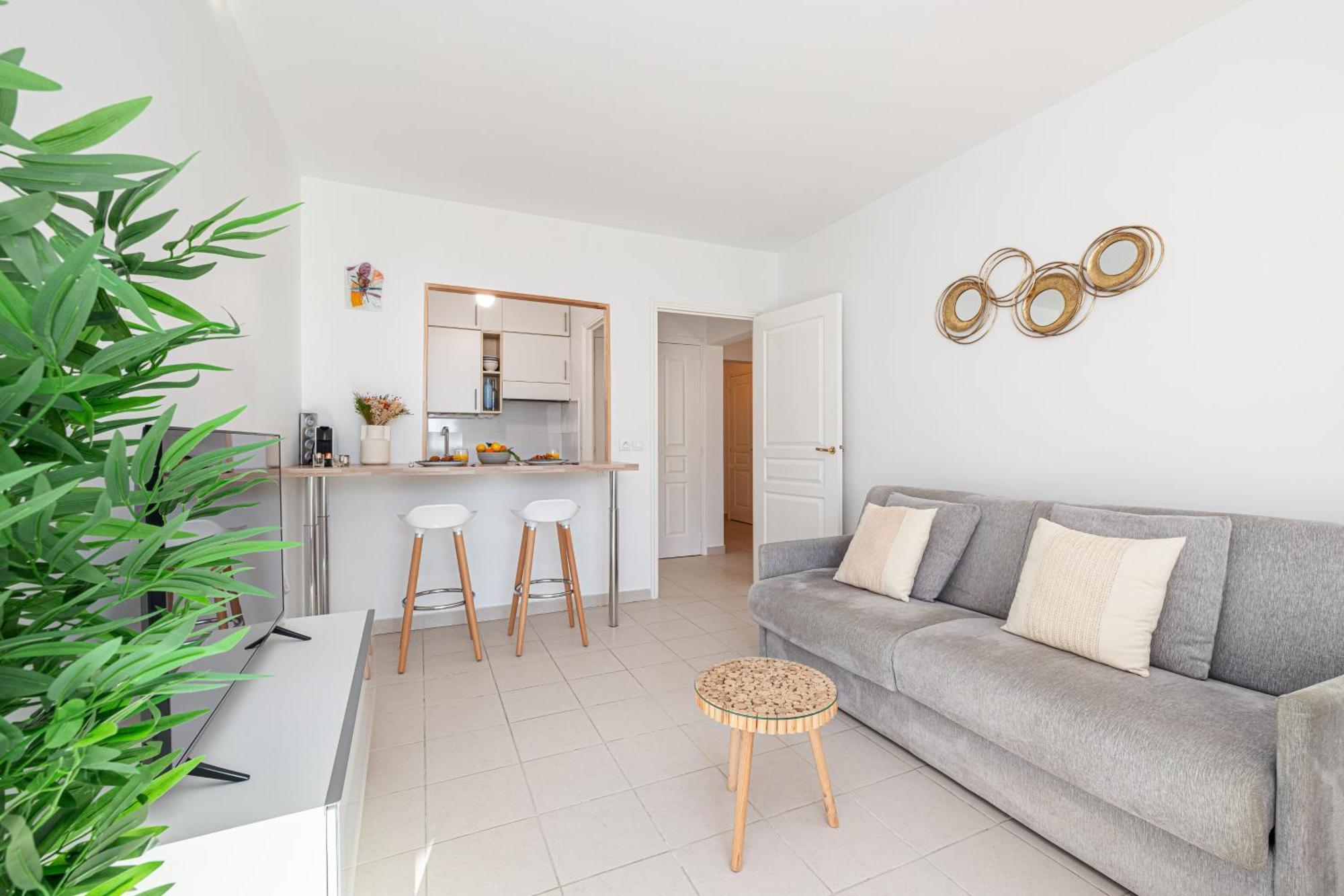 St.Roch : Vue Mer, Parking, Clim Menton Bagian luar foto